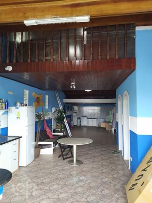 Image 22 - 823415