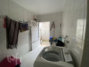 Image 15 - 823500