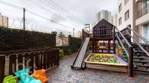 Image 5 - 823819