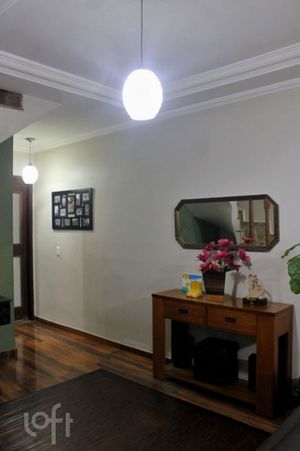 Image 21 - 823889