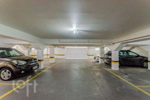 Image 34 - 823894
