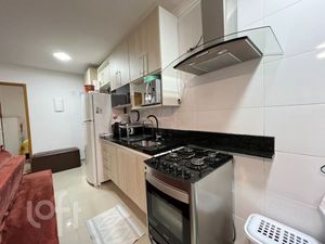 Image 4 - 823908