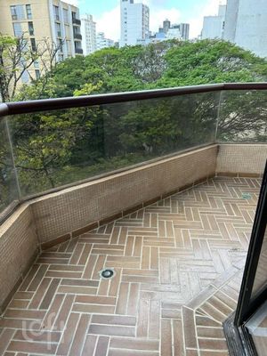 Image 3 - 823934