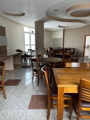Image 33 - 824031