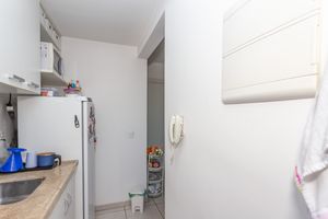 Image 15 - 824073