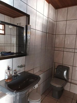 Image 17 - 824422