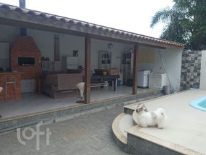 Image 13 - 824423