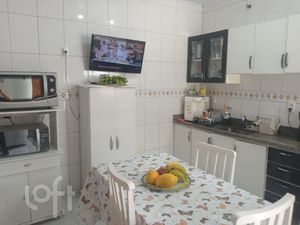 Image 4 - 824426