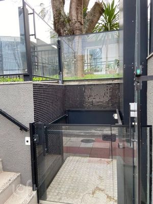 Image 2 - 824440