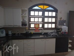 Image 28 - 824450