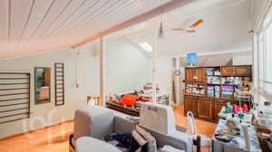 Image 38 - 824464
