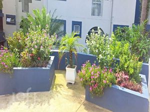 Image 6 - 824914