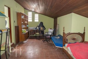 Image 6 - 824927