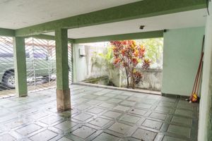 Image 32 - 824927