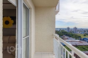 Image 19 - 824973