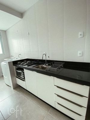 Image 14 - 825015