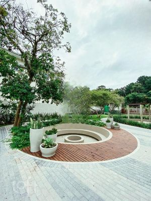 Image 21 - 825015