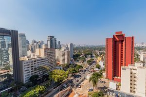 Image 6 - 825048