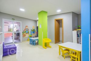 Image 38 - 825121