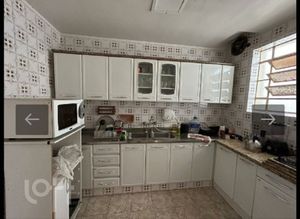 Image 9 - 825131