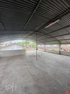 Image 25 - 825138