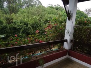 Image 0 - 825140