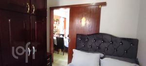Image 19 - 825160