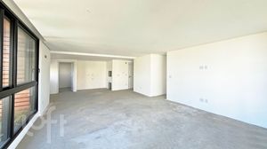 Image 6 - 825178
