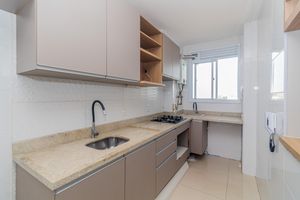 Image 19 - 825197