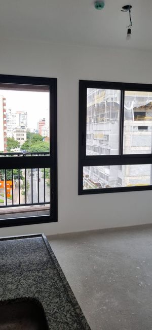 Image 3 - 825321