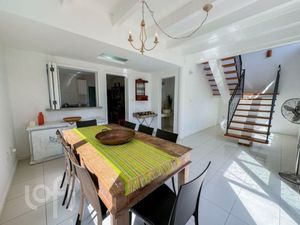 Image 18 - 825355