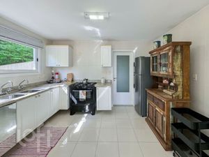 Image 12 - 825355