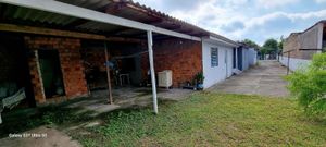 Image 11 - 825497