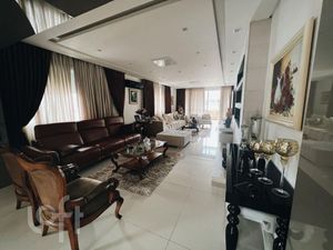Image 1 - 825549