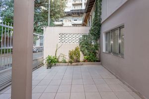 Image 66 - 825597