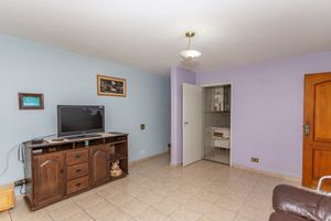 Image 1 - 825597
