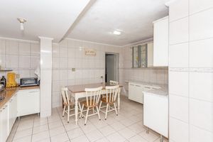 Image 36 - 825597