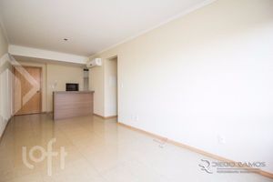 Image 1 - 825610