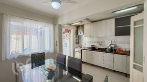 Image 14 - 825621