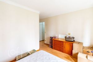 Image 21 - 825622