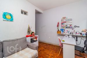 Image 1 - 825624