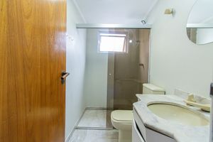 Image 9 - 825674