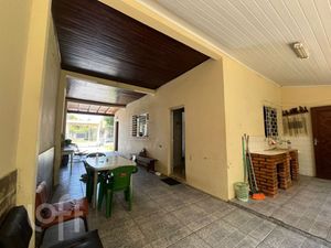 Image 10 - 825696