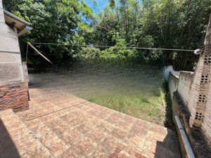 Image 13 - 825696