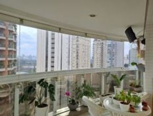 Image 22 - 825708