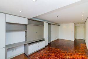 Image 1 - 825741