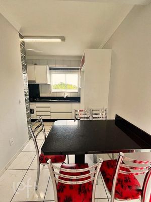Image 3 - 825763