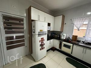 Image 9 - 825777