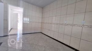 Image 3 - 825813