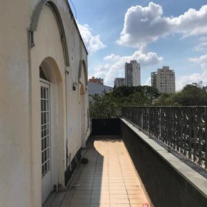 Image 18 - 825847